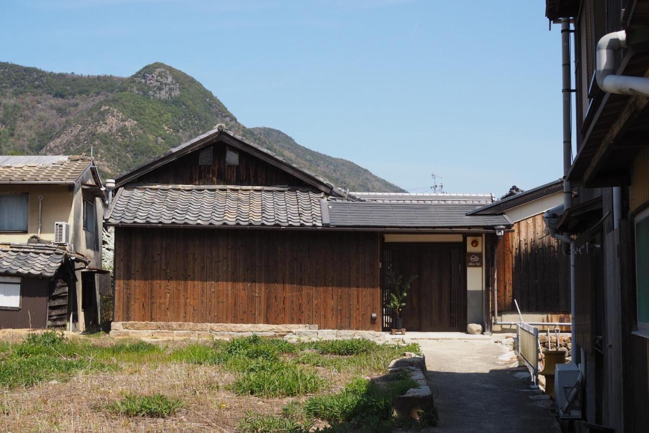 岡邸 Apartment Tonosho  Exterior foto