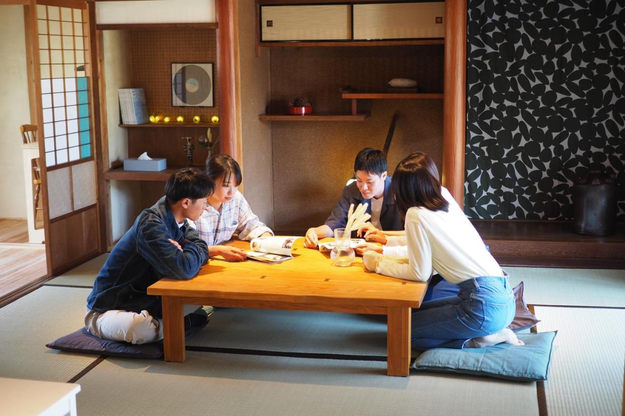 岡邸 Apartment Tonosho  Exterior foto